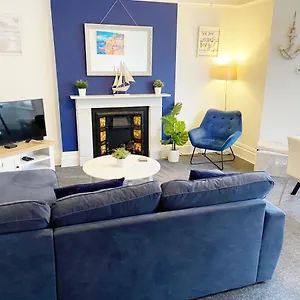  Apartment April Sail Away- 1bed Close To The Beach-parking-couples-professionals-contractors