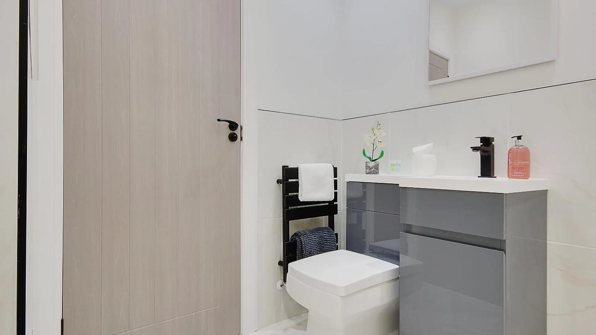 Wimborne Road Apartment 4 Bournemouth United Kingdom